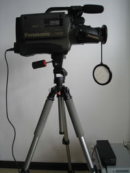 松下經典搭檔 M9000攝像機與錄像機套機，480元的復古影像之旅